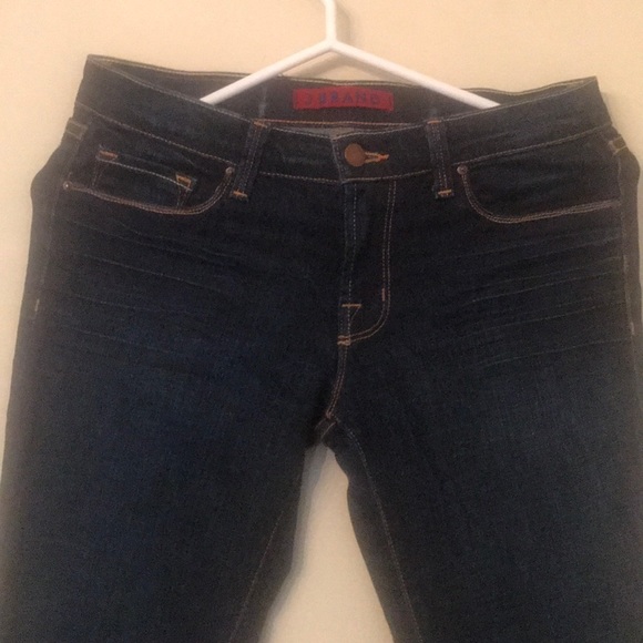 “J BRAND“ Dark Wash Ladies Jeans. - Picture 4 of 9